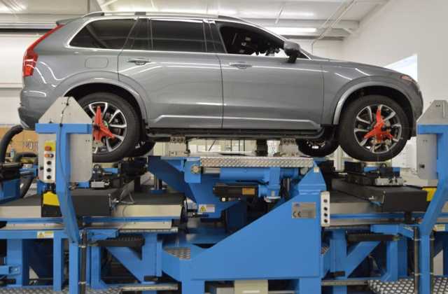 Dynamic stiffness testing of suspension arm bush